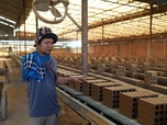 ARTE Reportage - Cambodge : les briques de sang